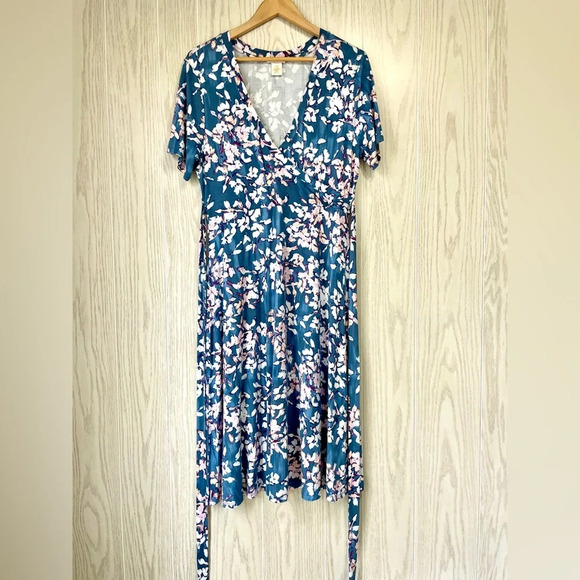 Matty M Women's Wrap Front Short Sleeve Dress Size XL LNC - Picture 5 of 6